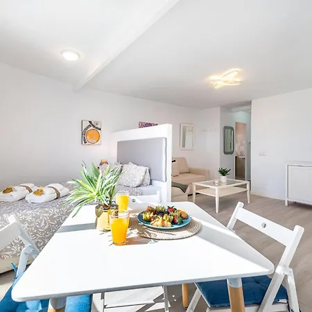797 Rentals- Moderno, Céntrico Y Espacioso Estudio Apartamento Benalmádena