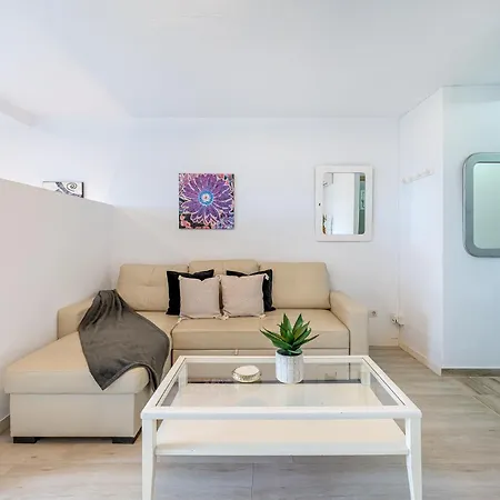 Apartamento 797 Rentals- Moderno, Céntrico Y Espacioso Estudio Benalmádena